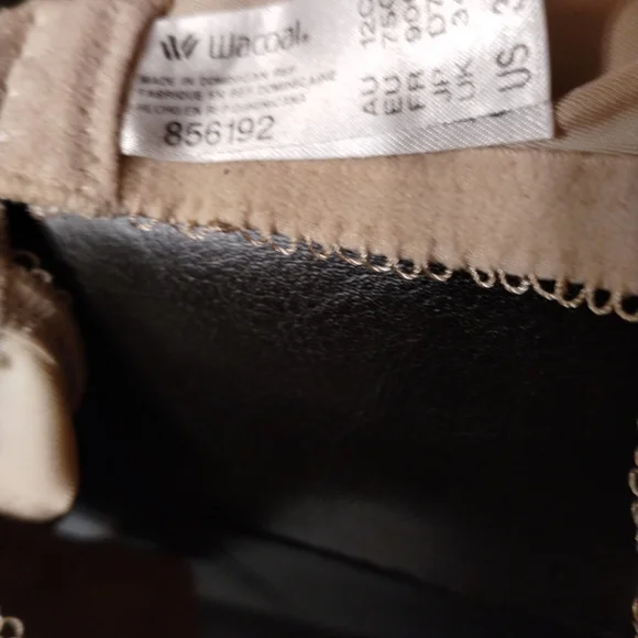 Wacoal Cream Bra.  34C - Picture 4 of 9